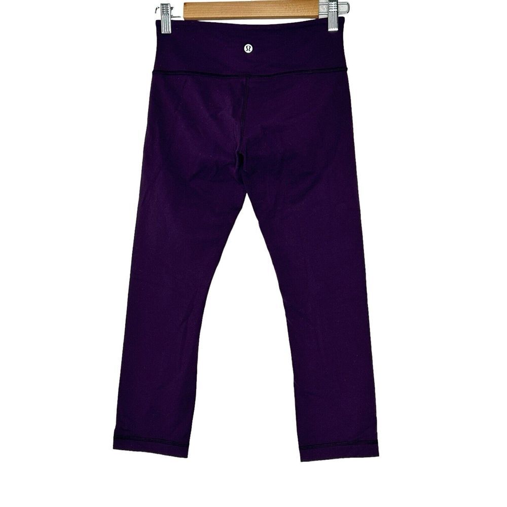 Lululemon Leggings Women's Run Inspire Crop Purple Size 4 Inseam 22"
